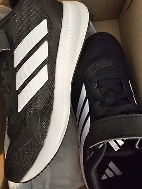 Adidas Runfalcon 5 C 'Black White' IE8574 Size 1